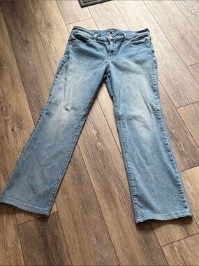 NYDJ Light Wash Straight Leg Women’s Jeans